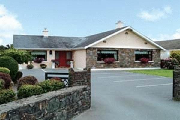 Bed and Breakfast The Harp Cill Airne Esterno foto